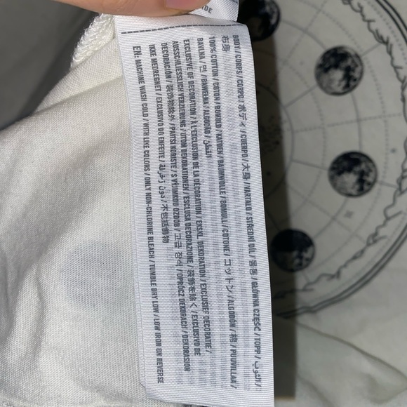 Hollister white long sleeve - Picture 5 of 6